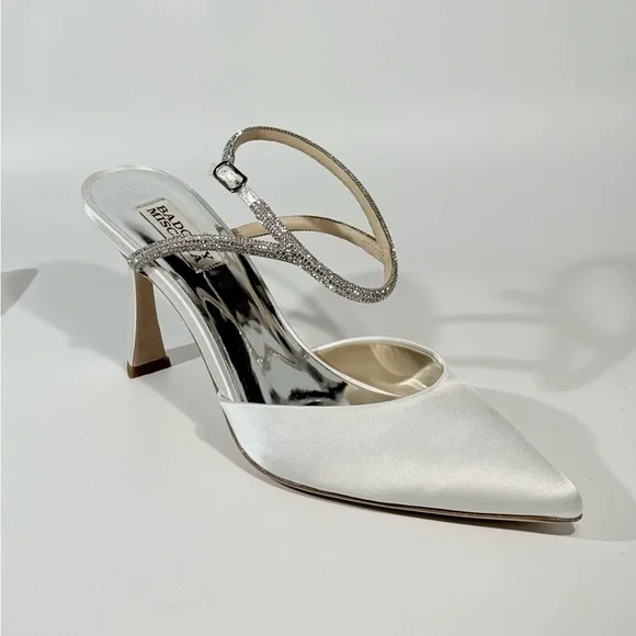 Badgley Mischka Silver and Cream Heels - Picture 5 of 7